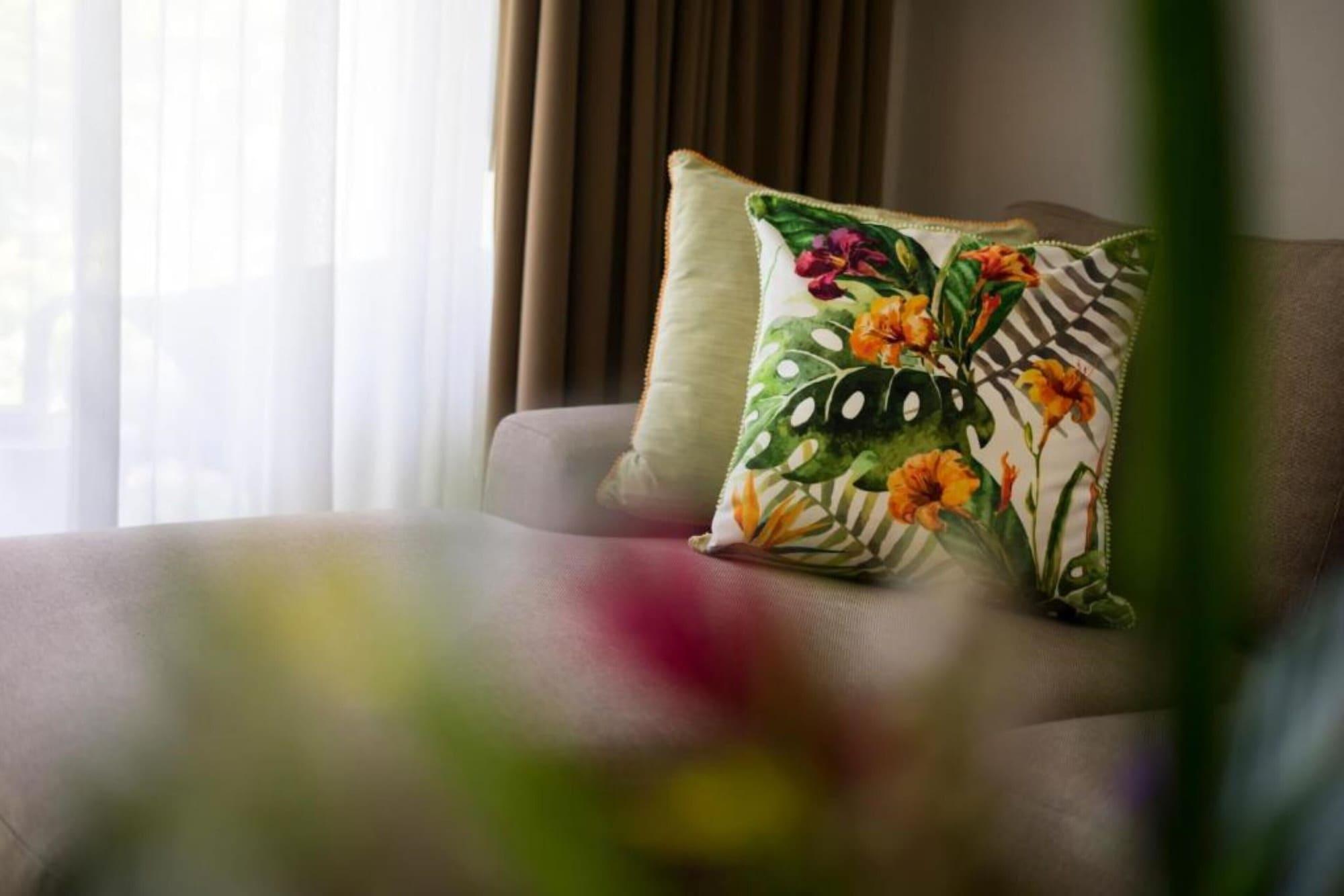 Kokonut Suites Seminyak Dalung  Exterior foto